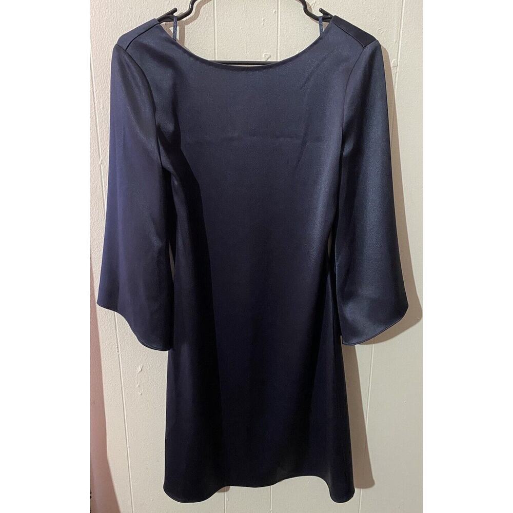 Diane Von Furstenberg Korrey Shift Dress 3/4 Sleeve EUC Size 4 Blue